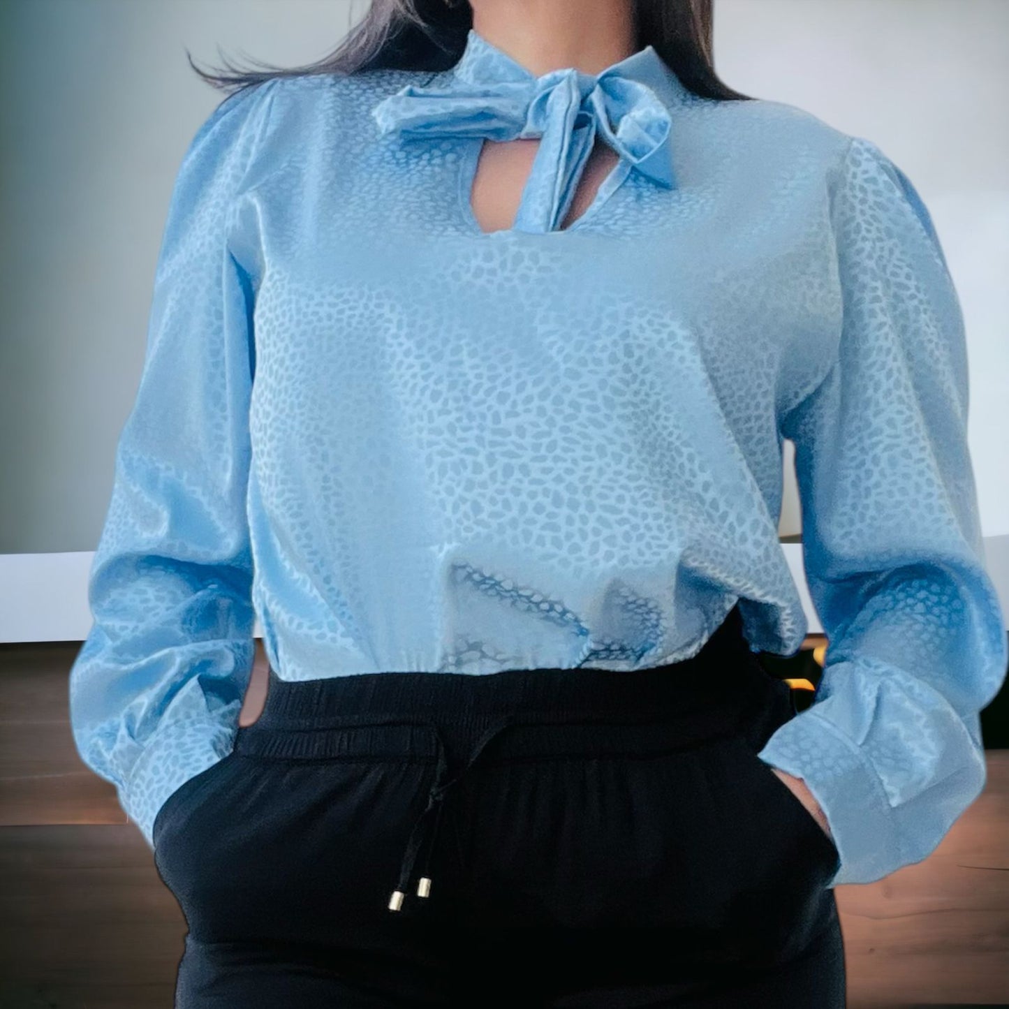 Blusa satin elegant azul