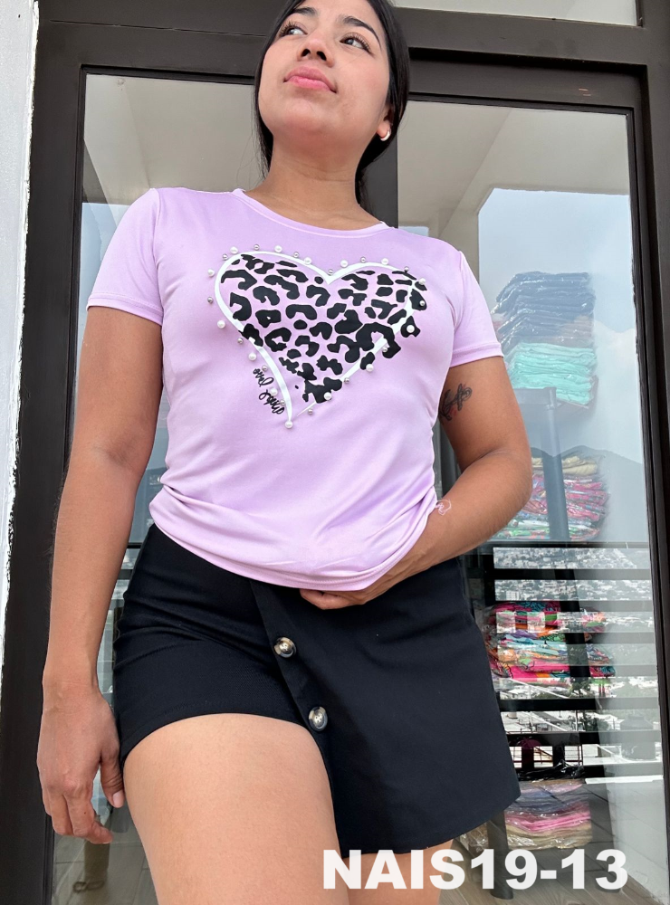 Blusa Pestañas NAIS19