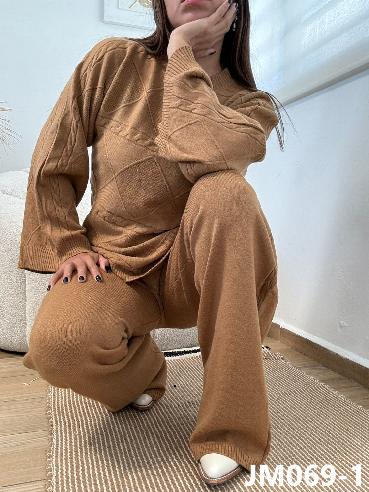 BLUSA ANCHA Y PANTALON JM069