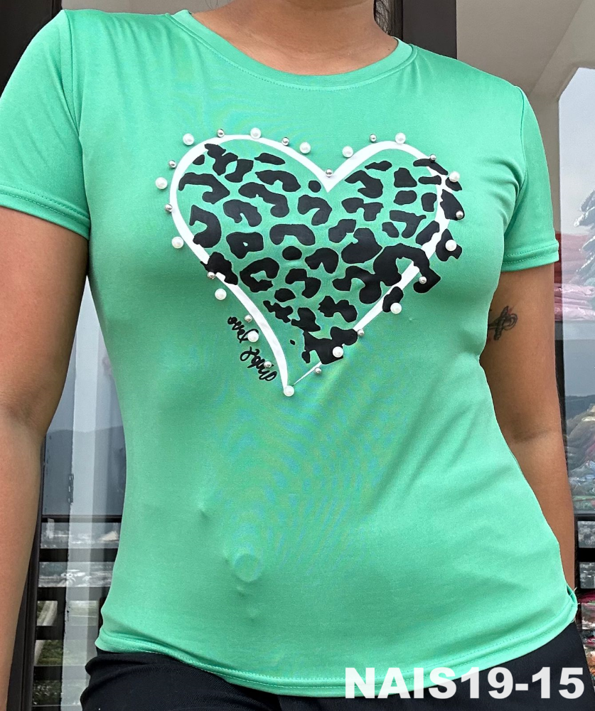 Blusa Pestañas NAIS19