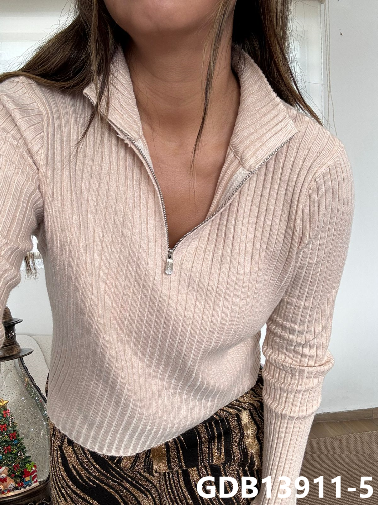 BLUSA ESENCIAL GDB13911