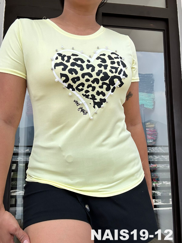 Blusa Pestañas NAIS19