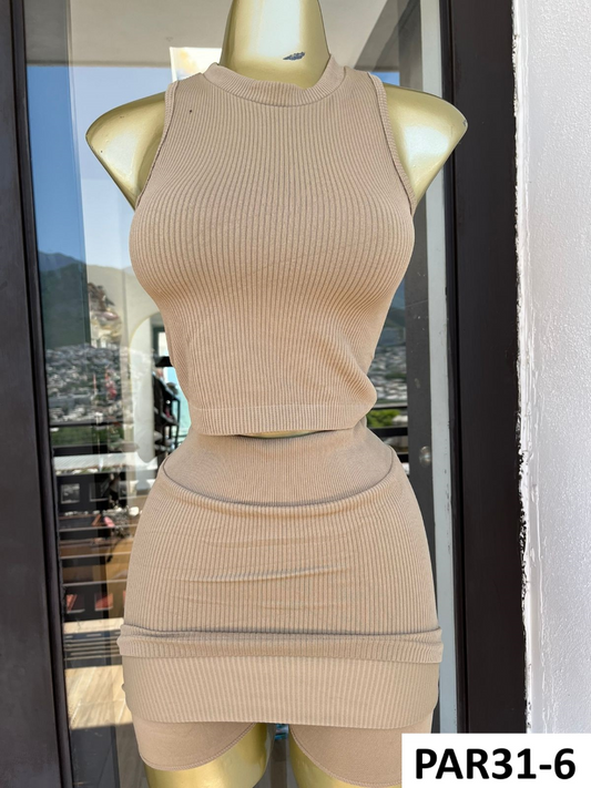 Blusa y Falda Short PAR31